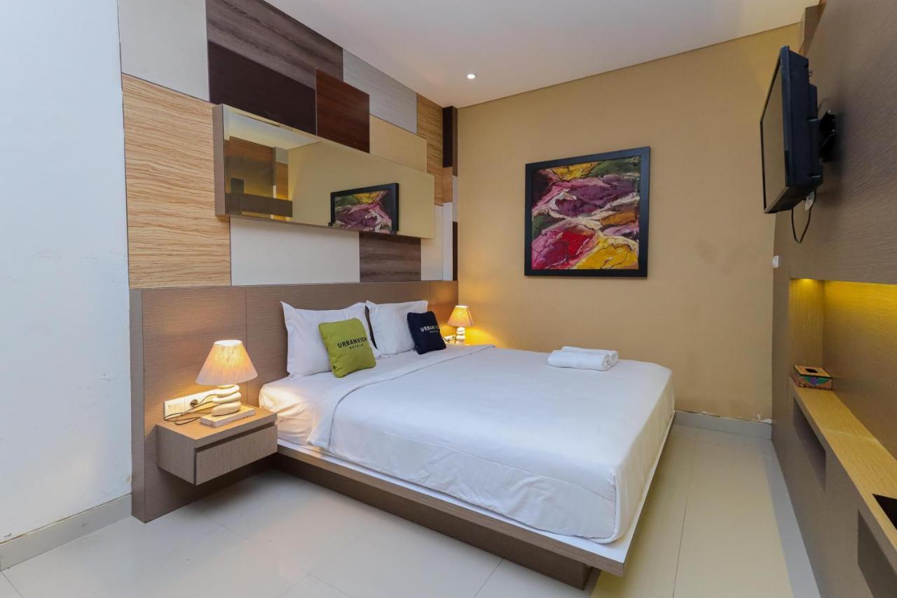 Urbanview Hotel Wg Jimbaran Bali 乌干沙 外观 照片